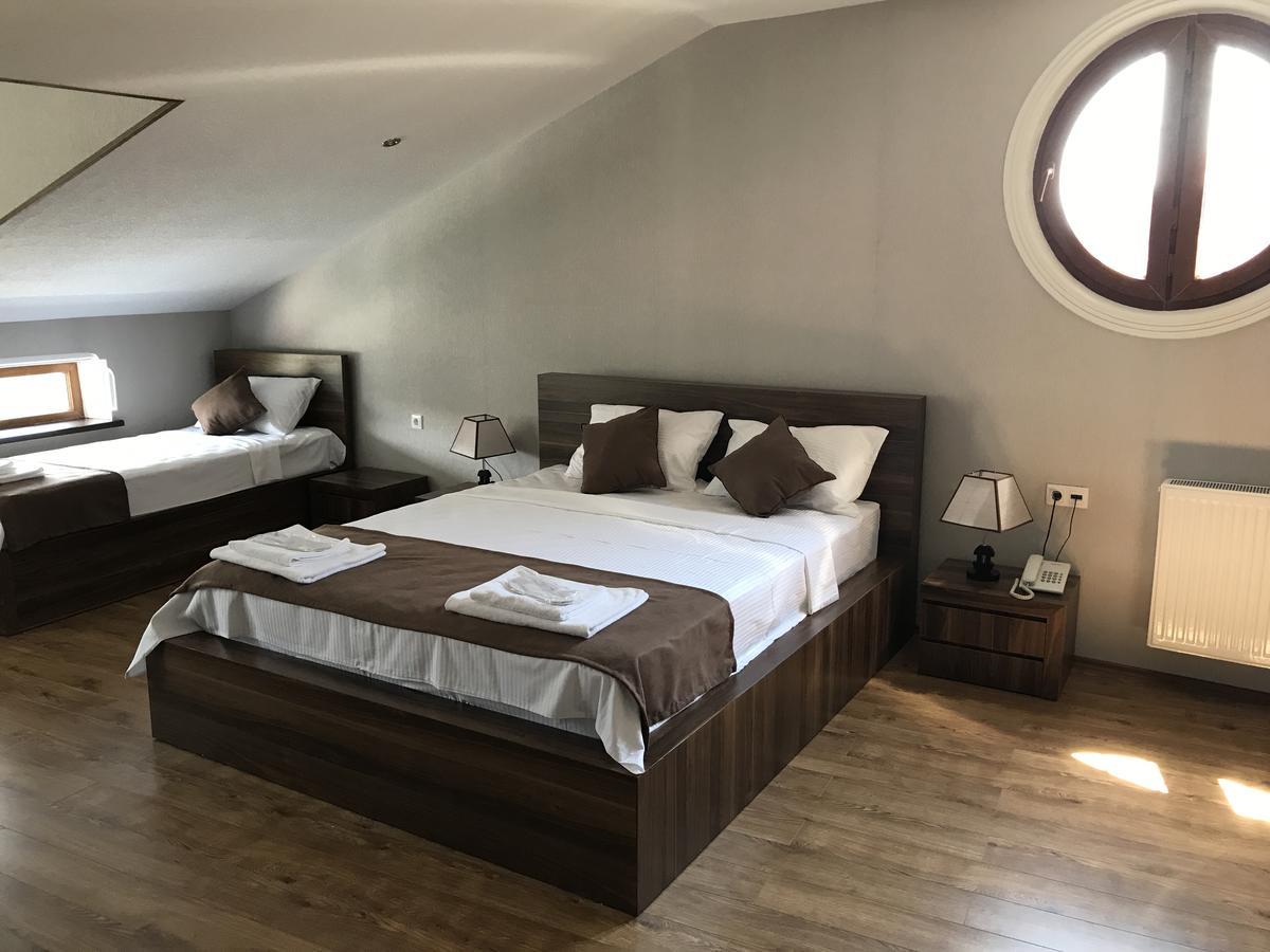 Elia Palace Hotel Tbilissi Extérieur photo
