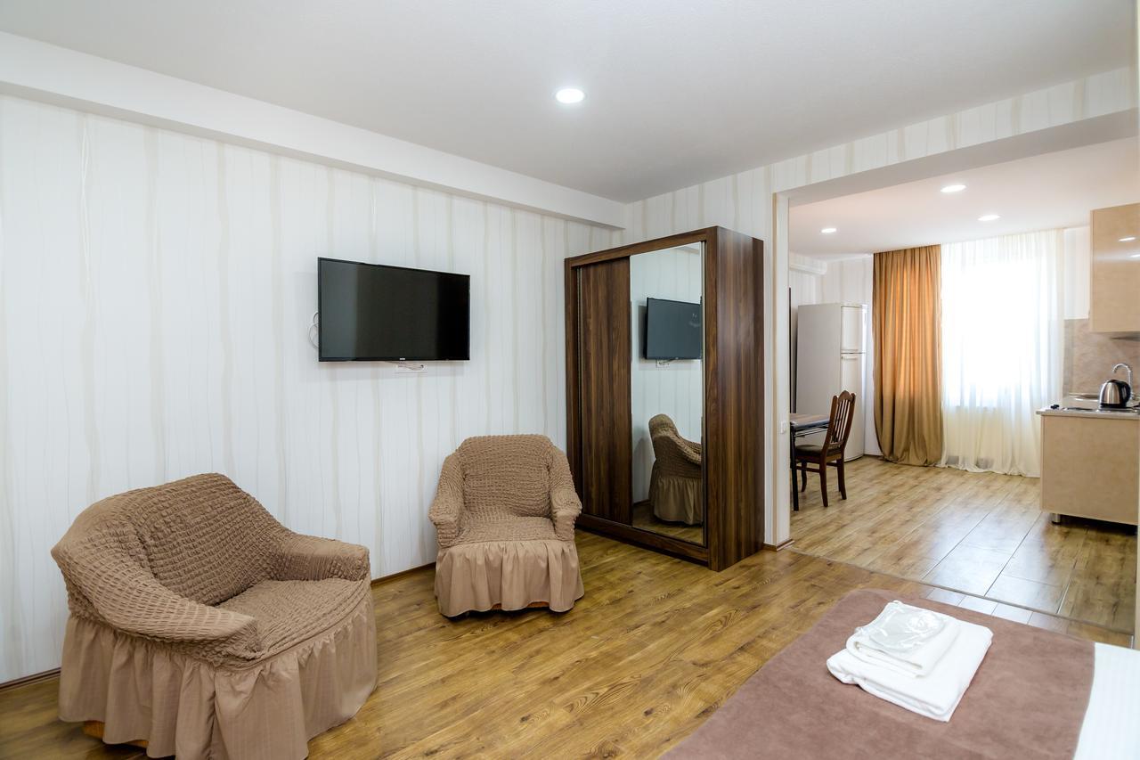 Elia Palace Hotel Tbilissi Extérieur photo