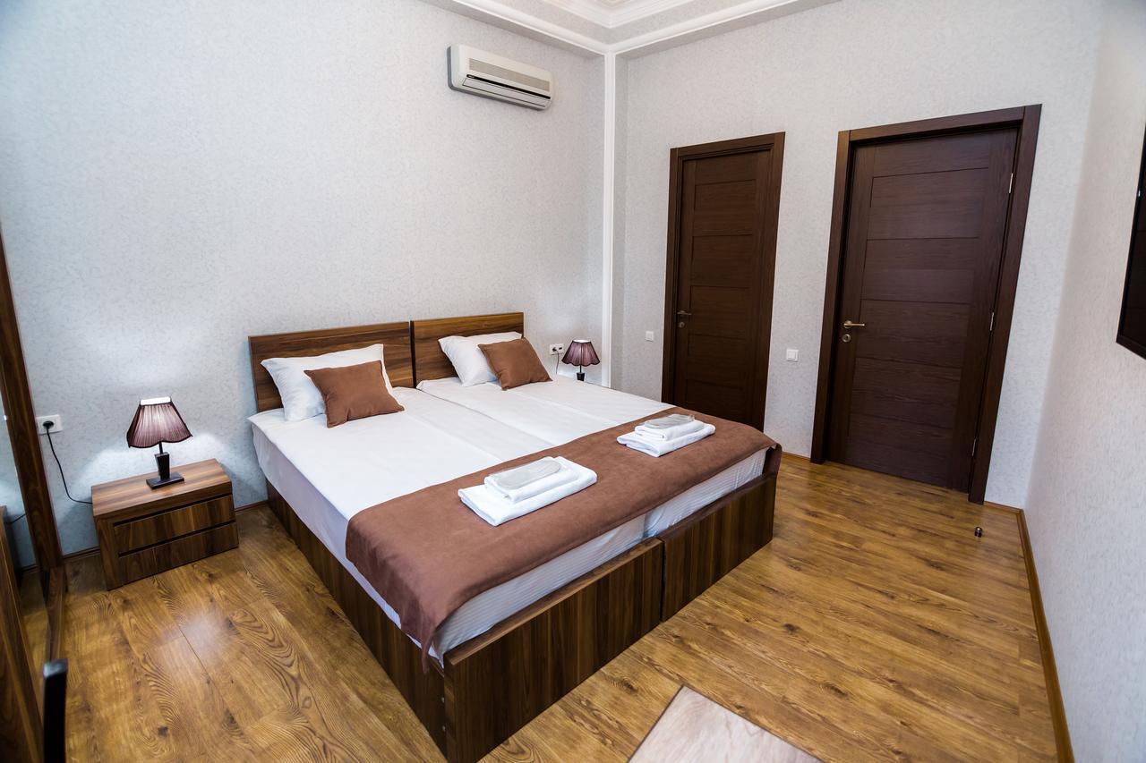 Elia Palace Hotel Tbilissi Extérieur photo