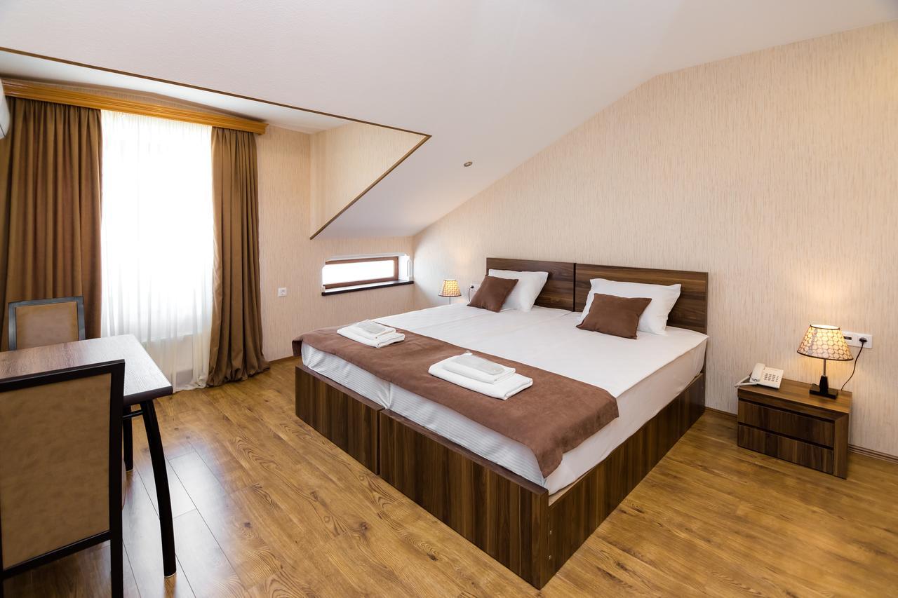 Elia Palace Hotel Tbilissi Extérieur photo