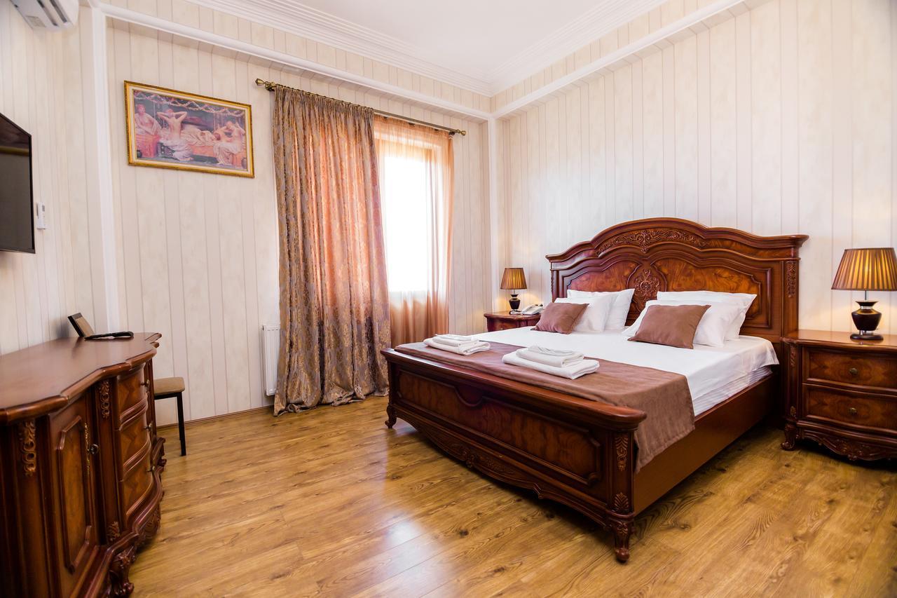 Elia Palace Hotel Tbilissi Extérieur photo