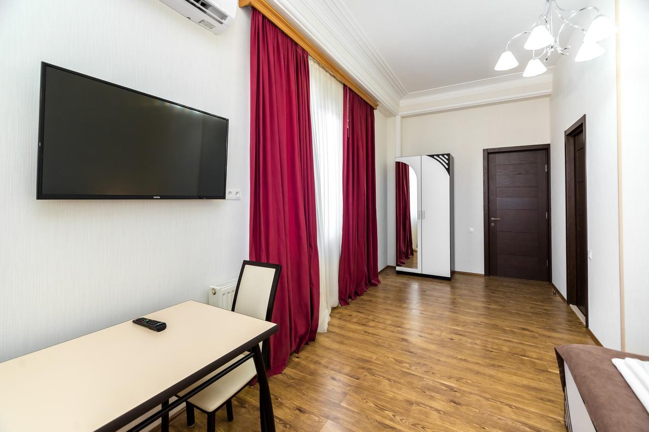 Elia Palace Hotel Tbilissi Extérieur photo