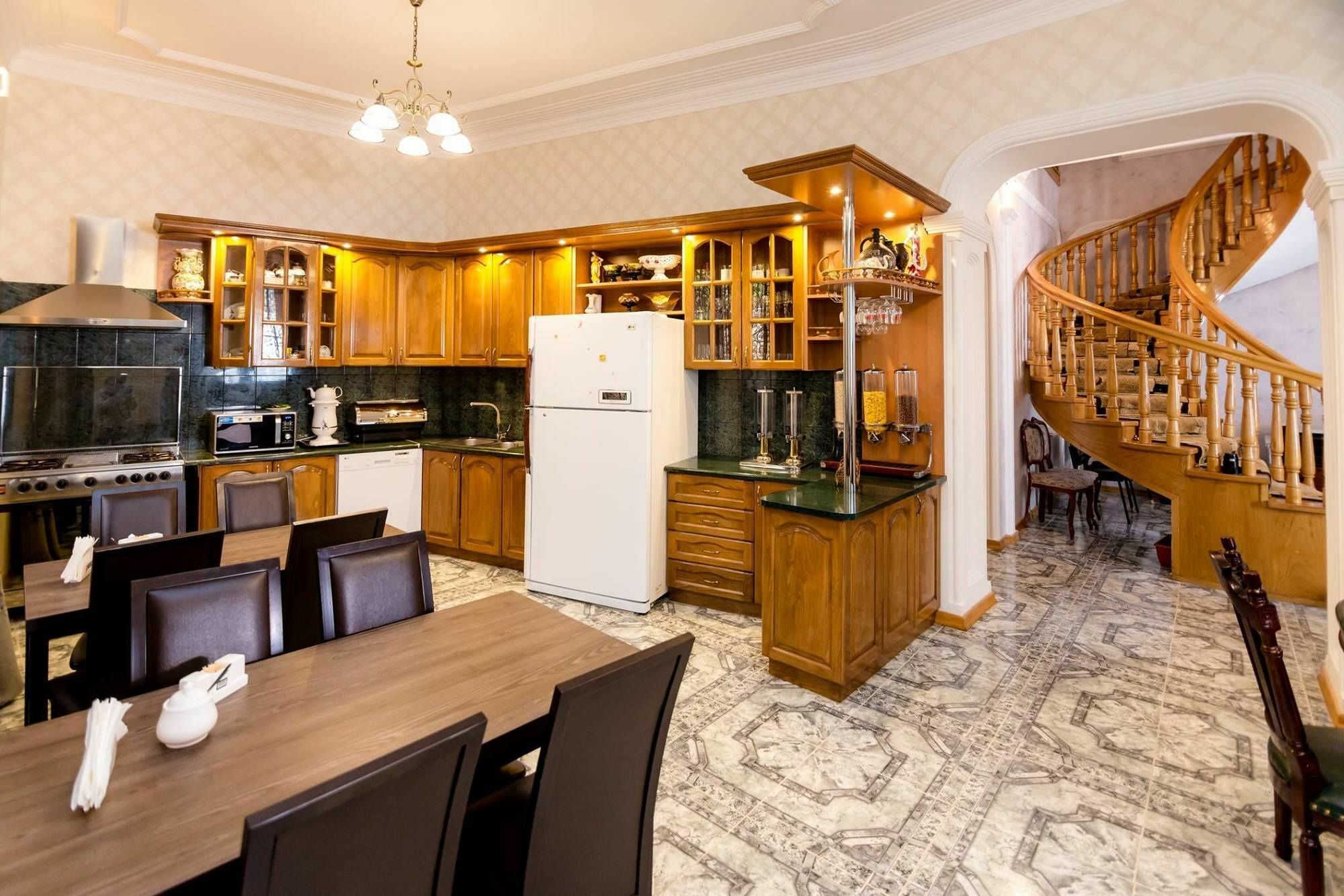 Elia Palace Hotel Tbilissi Extérieur photo
